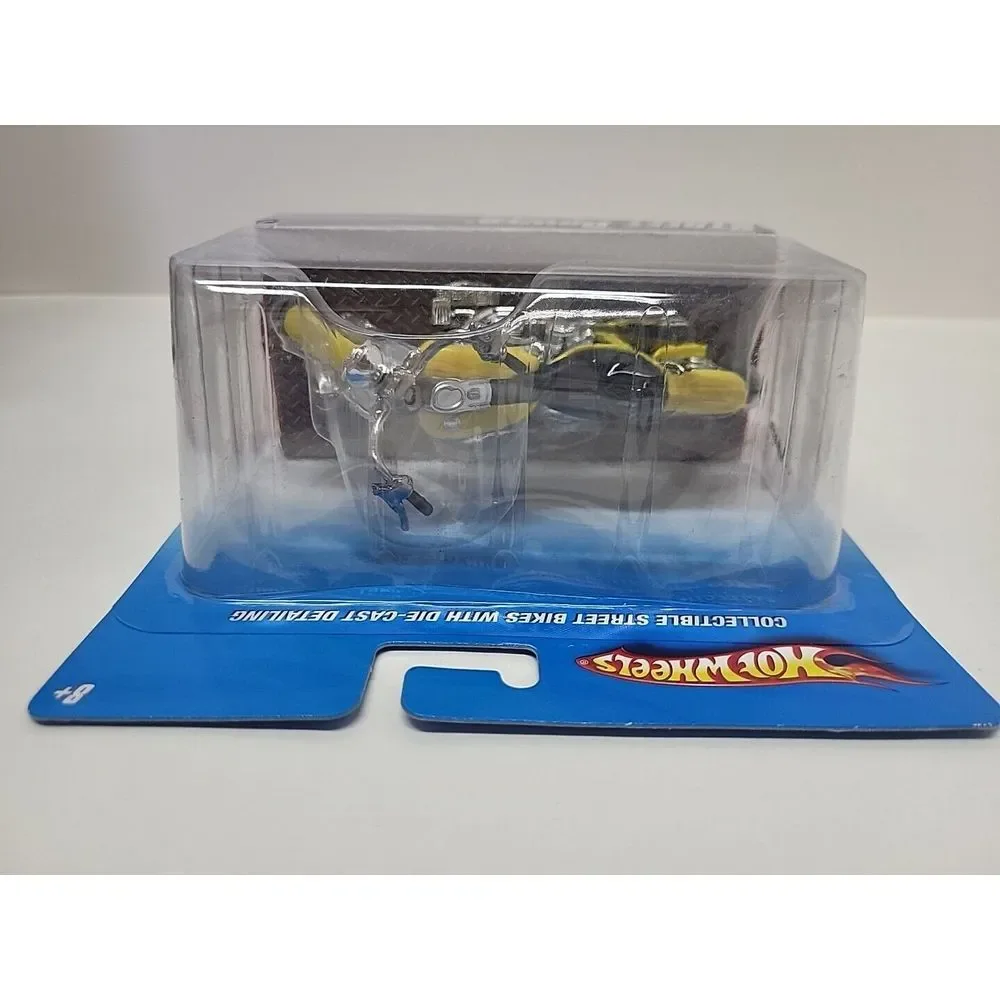 New 2009 Hot Wheels 1:18 Street Power FAT‎ RIDE Motorcycle Yellow
